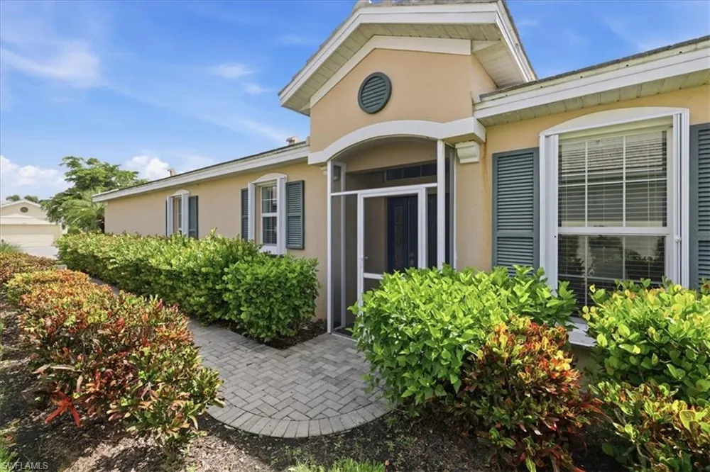 2612 Vareo Court Cape Coral, FL 33991