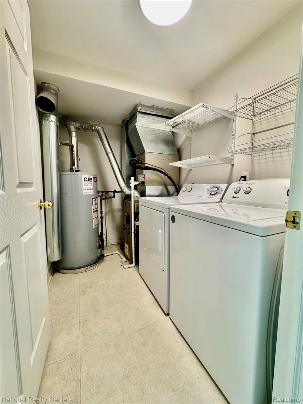 414 Old Pine Way #136 Walled Lake City, MI 48390