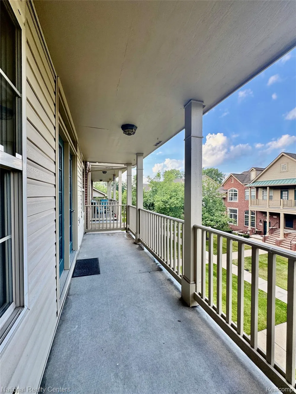 414 Old Pine Way #136 Walled Lake City, MI 48390