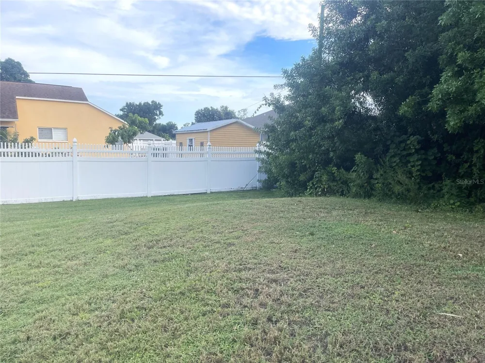 1003 TROPICAL AVENUE Port Charlotte, FL 33948