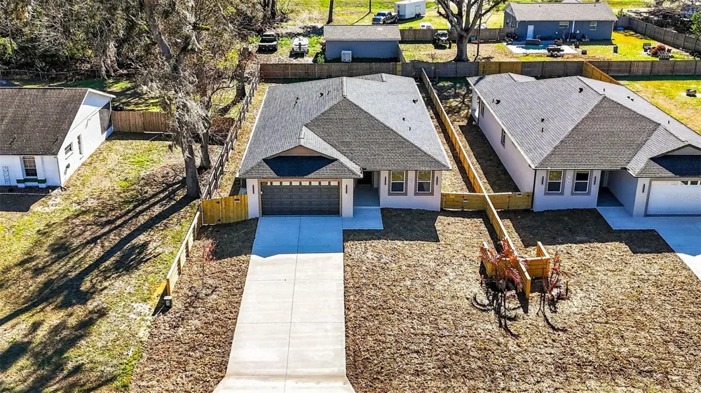 288 ROOSEVELT AVENUE Masaryktown, FL 34604