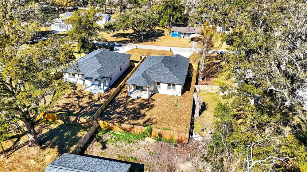 288 ROOSEVELT AVENUE Masaryktown, FL 34604