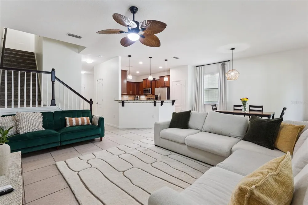 1356 SCARLET OAK LOOP Winter Garden, FL 34787
