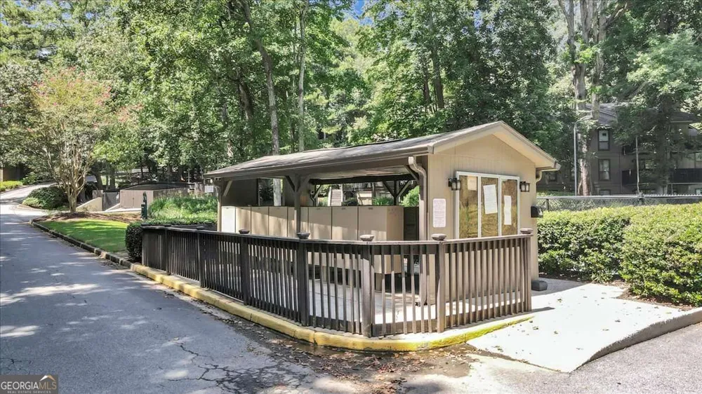 2602 Cumberland CT SE Smyrna, GA 30080