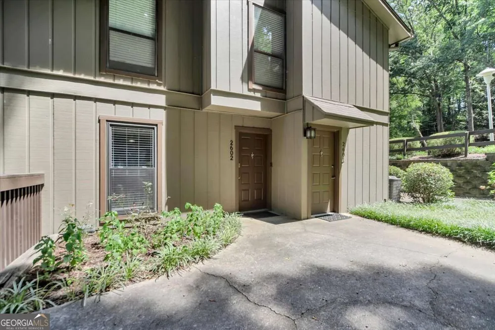 2602 Cumberland CT SE Smyrna, GA 30080