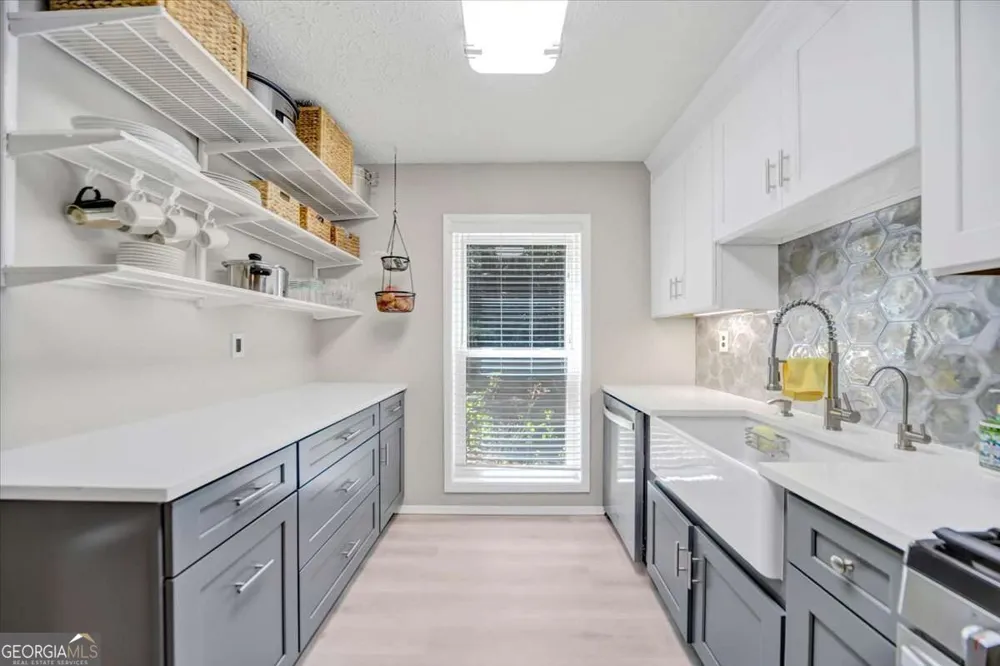 2602 Cumberland CT SE Smyrna, GA 30080