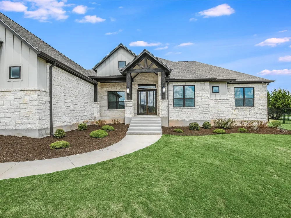 113 Tesoro Perdido Cove Liberty Hill, TX 78642