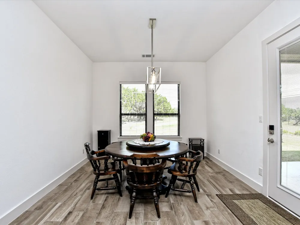113 Tesoro Perdido Cove Liberty Hill, TX 78642