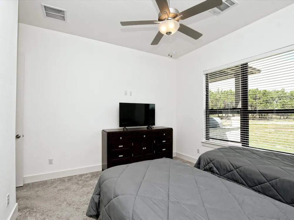 113 Tesoro Perdido Cove Liberty Hill, TX 78642