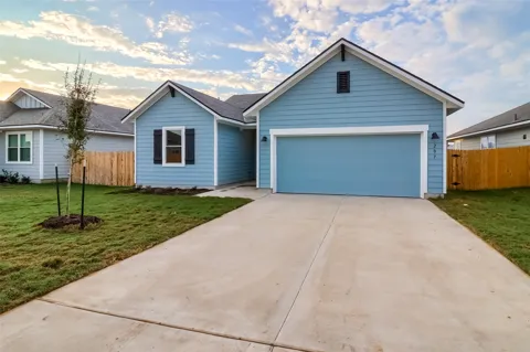 207 Watercourse Way