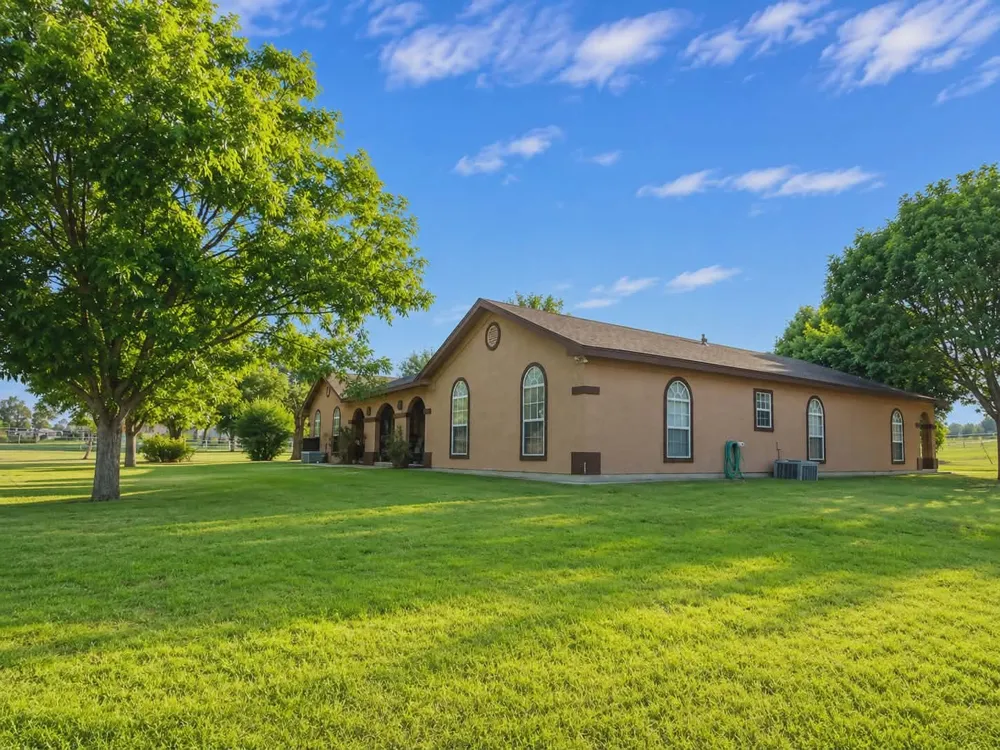 3711 Dove Creek Road Cleburne, TX 76031