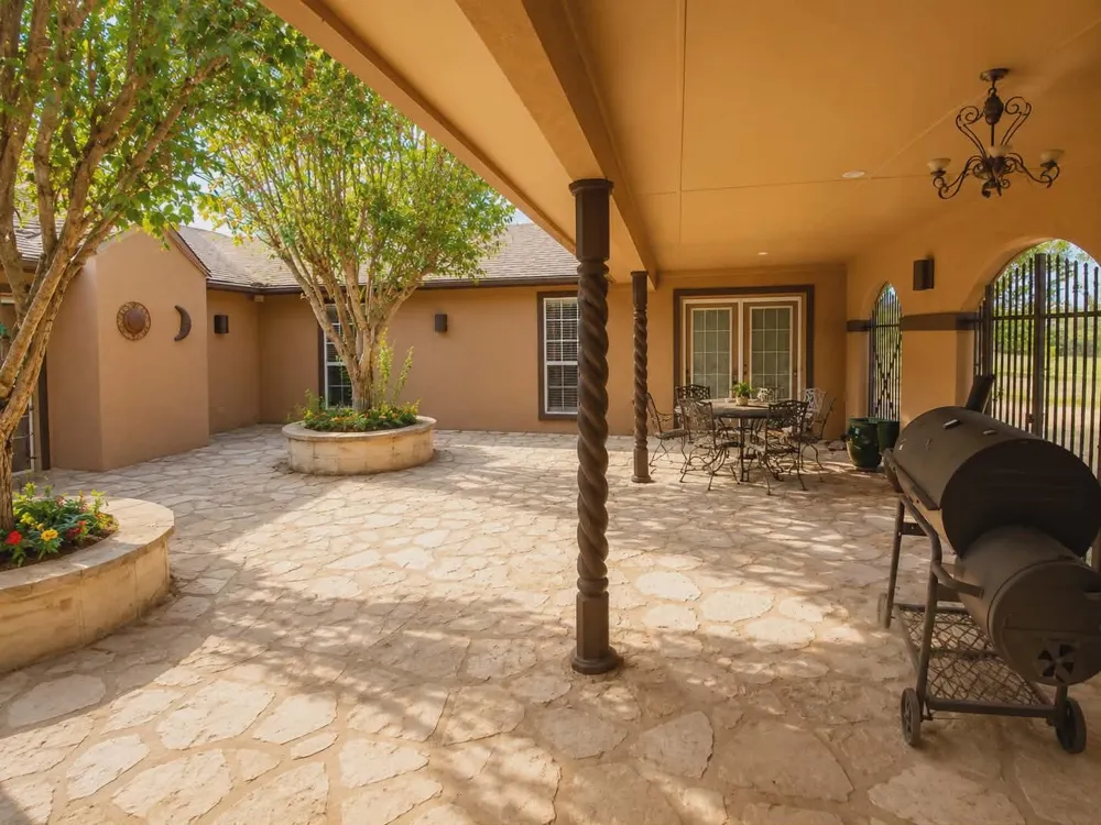 3711 Dove Creek Road Cleburne, TX 76031