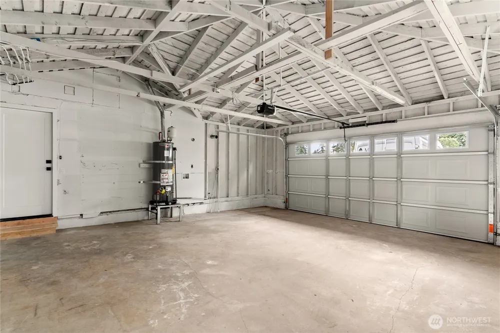 31446 28th Place SW Federal Way, WA 98023