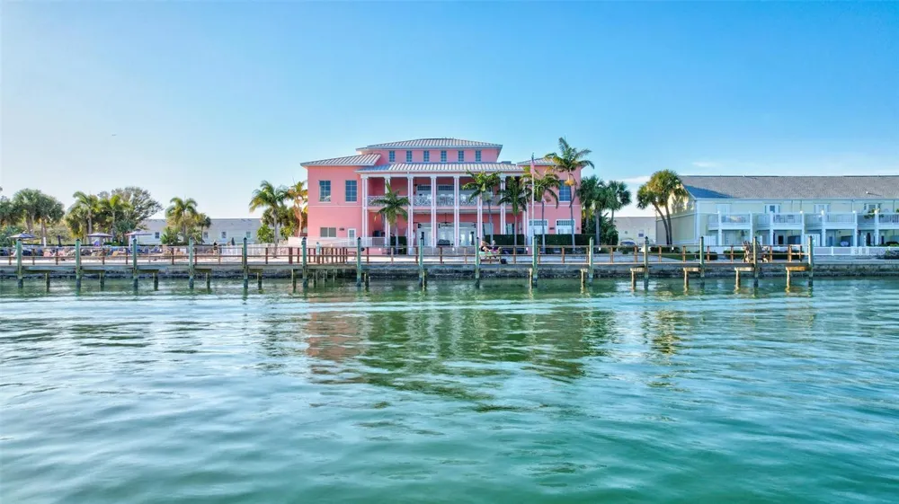 4836 SNOOK DRIVE SE #C St Petersburg, FL 33705
