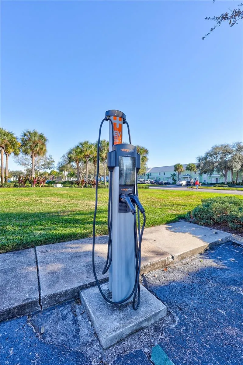 4836 SNOOK DRIVE SE #C St Petersburg, FL 33705