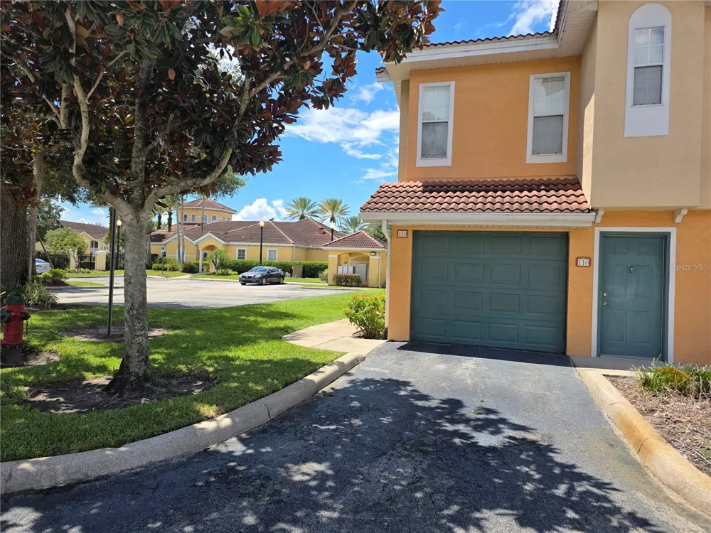 12311 LANTANA PARK LANE #109 Orlando, FL 32837