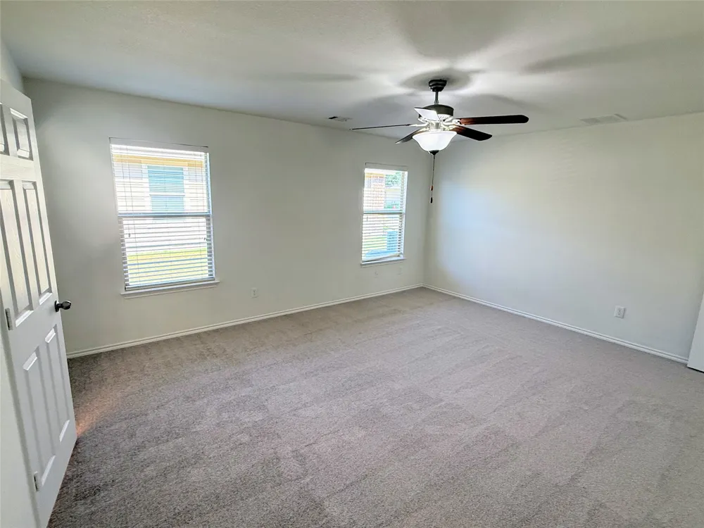 236 Falcon Lane Leander, TX 78641
