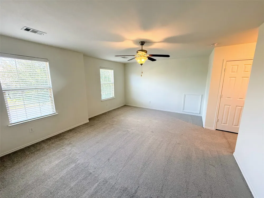 236 Falcon Lane Leander, TX 78641