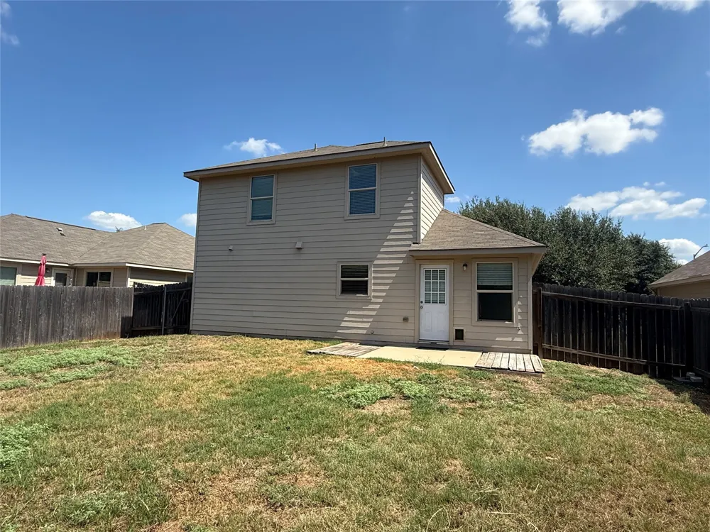 236 Falcon Lane Leander, TX 78641