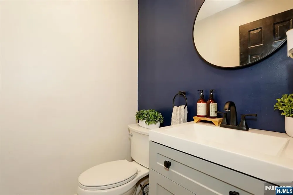 8 Northgate Park Ringwood, NJ 07456