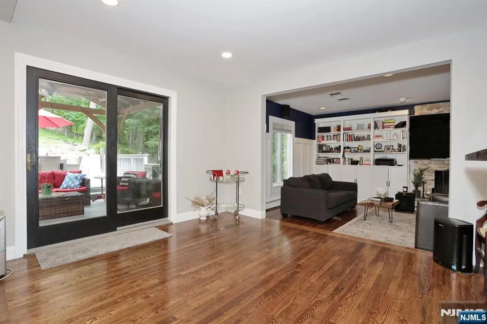 8 Northgate Park Ringwood, NJ 07456