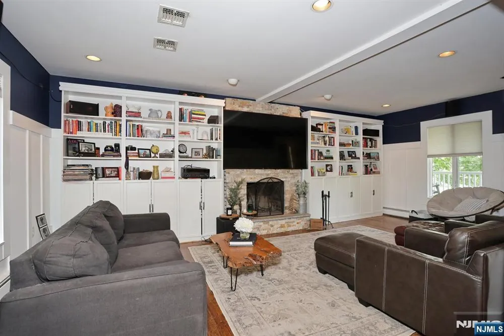 8 Northgate Park Ringwood, NJ 07456