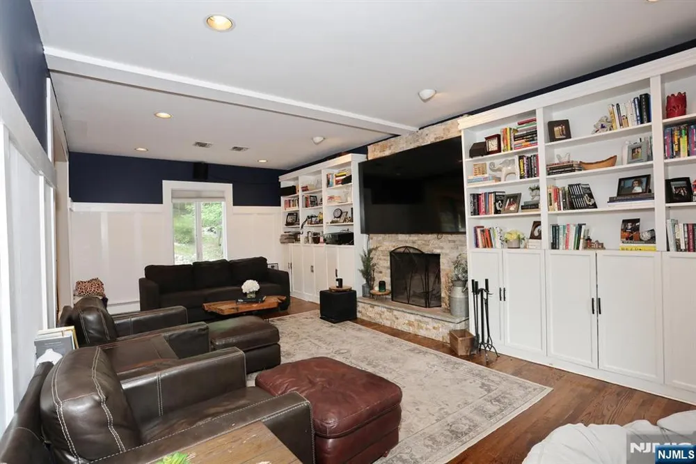 8 Northgate Park Ringwood, NJ 07456