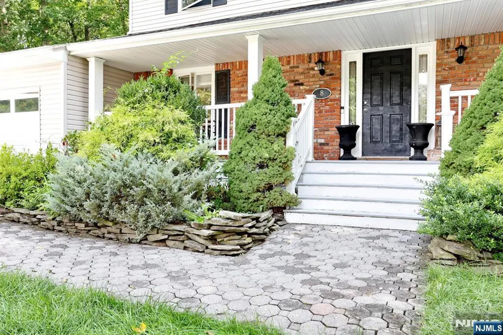 8 Northgate Park Ringwood, NJ 07456