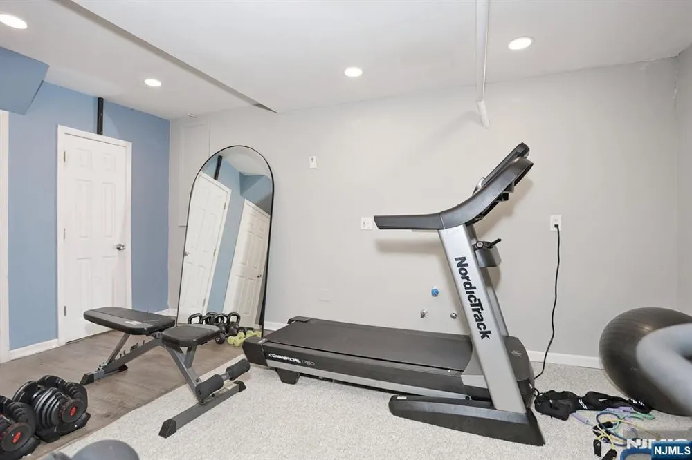 8 Northgate Park Ringwood, NJ 07456