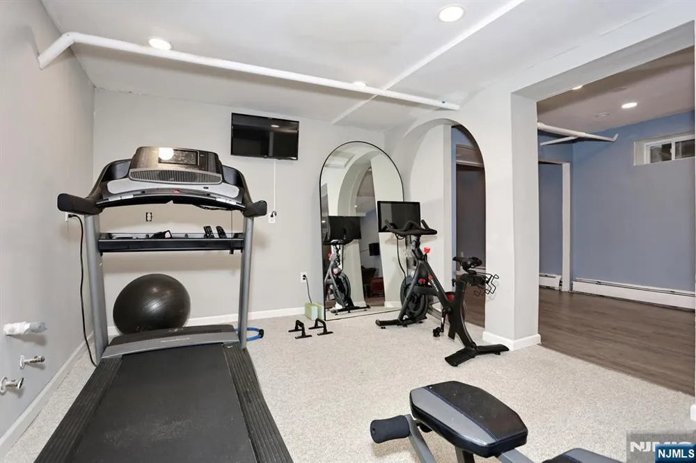 8 Northgate Park Ringwood, NJ 07456