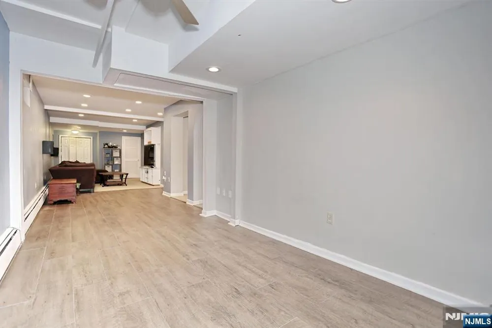 8 Northgate Park Ringwood, NJ 07456