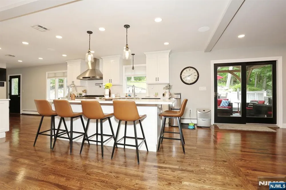 8 Northgate Park Ringwood, NJ 07456