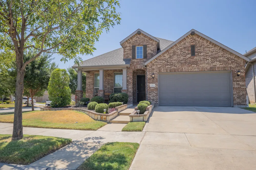 1801 Waxwing Trail Northlake, TX 76226