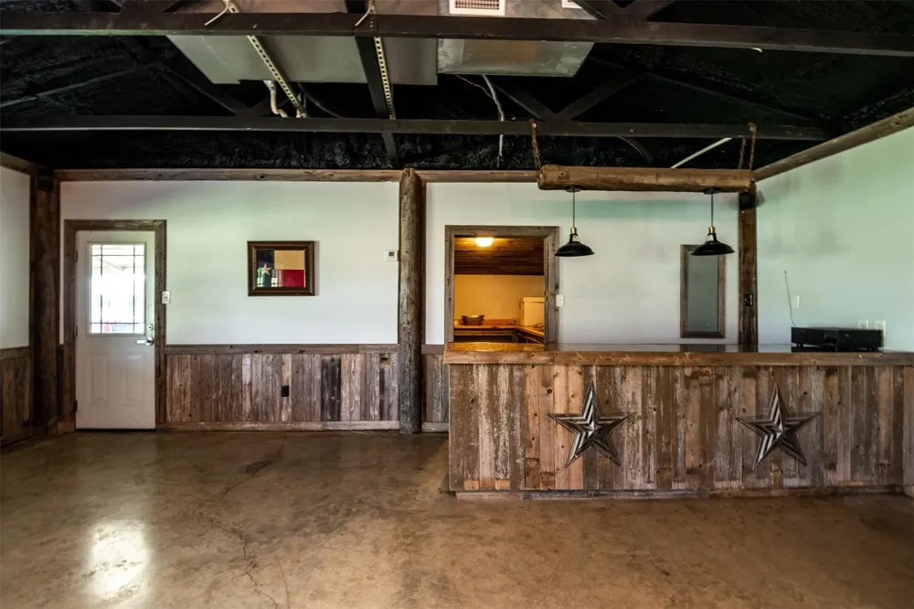 3921 S Highway 287 Waxahachie, TX 75165
