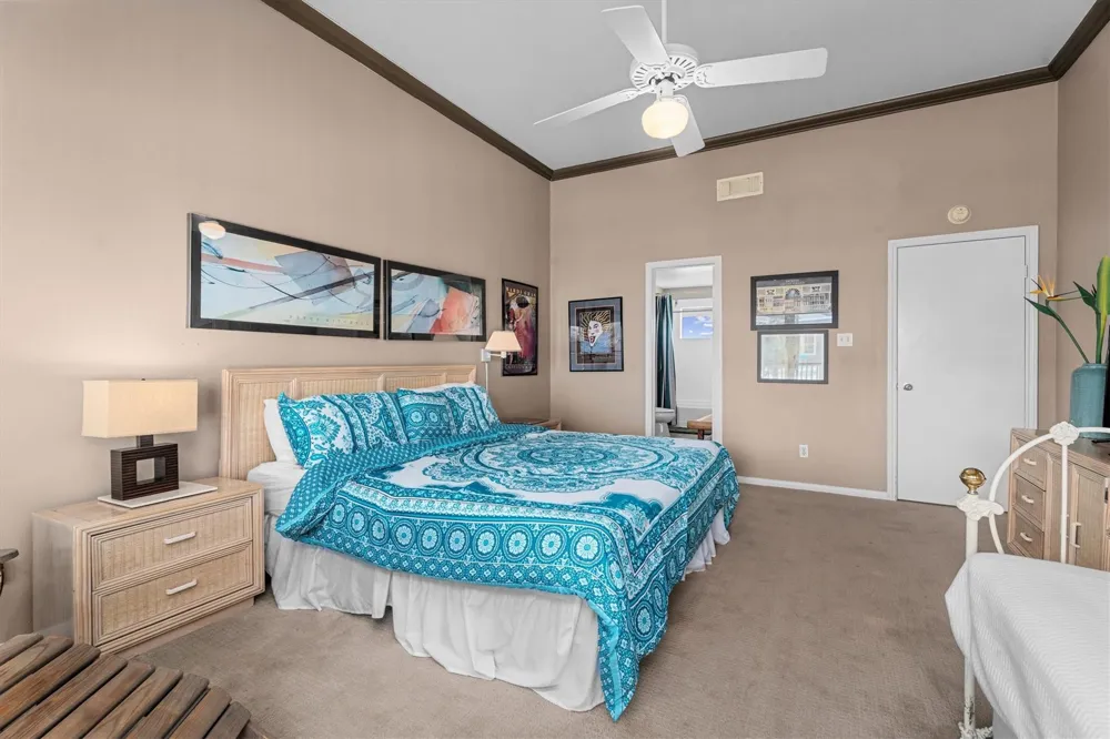 18410 E De Vaca Lane Galveston, TX 77554