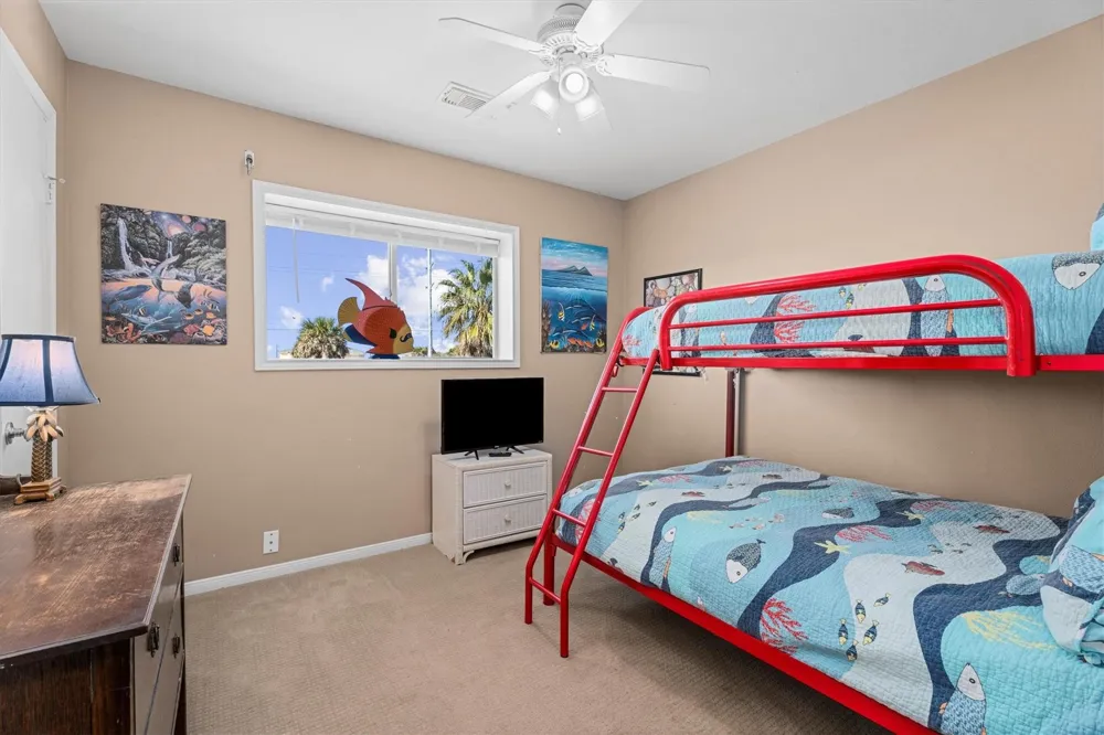 18410 E De Vaca Lane Galveston, TX 77554