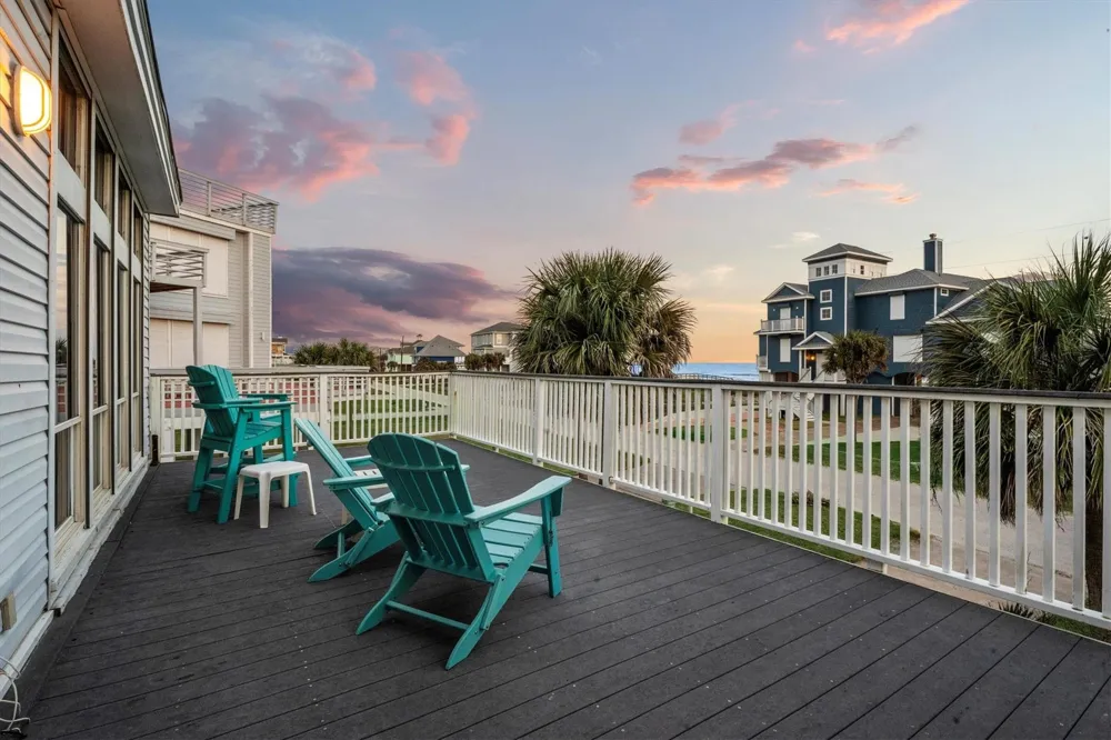 18410 E De Vaca Lane Galveston, TX 77554