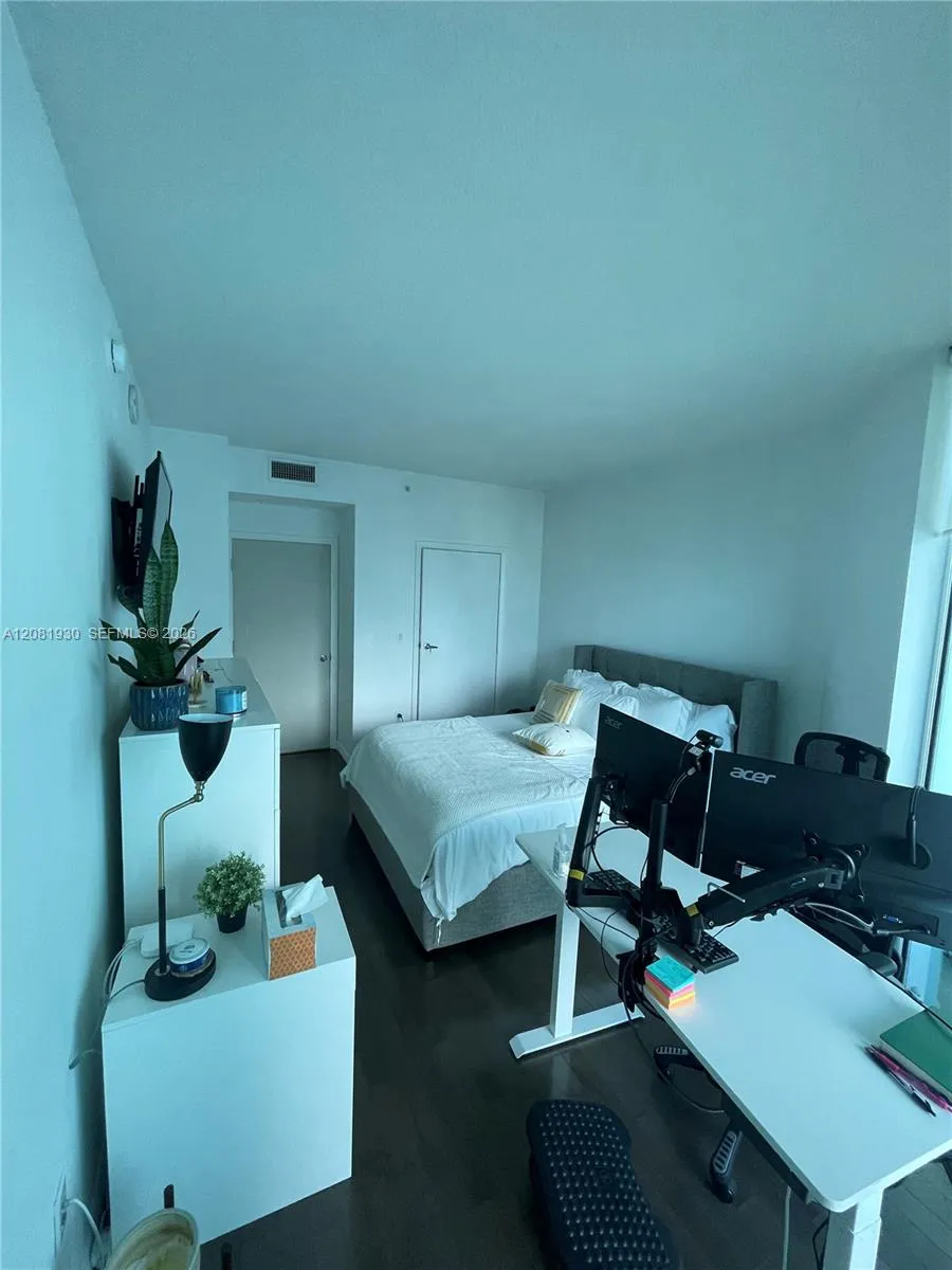 1900 Bayshore Dr #3608 Miami, FL 33132