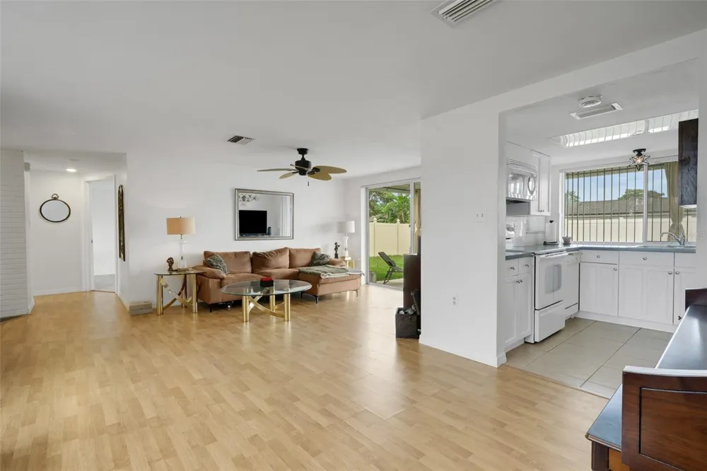 7234 OAKSHIRE DRIVE Port Richey, FL 34668