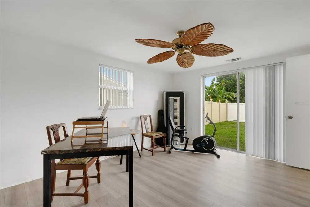 7234 OAKSHIRE DRIVE Port Richey, FL 34668