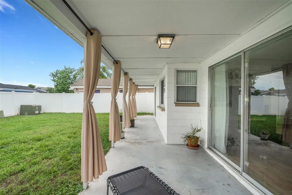 7234 OAKSHIRE DRIVE Port Richey, FL 34668