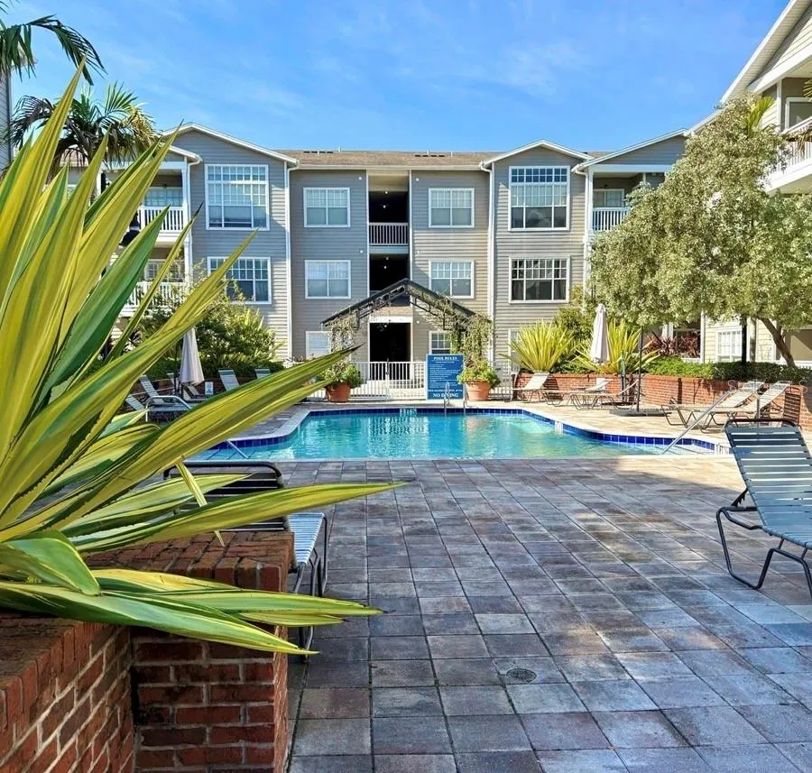 800 S DAKOTA AVENUE #332 Tampa, FL 33606
