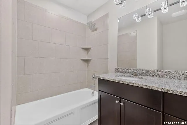 6806 Bale Rdg San Antonio, TX 78252