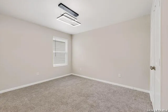 6806 Bale Rdg San Antonio, TX 78252