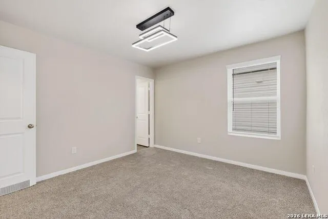 6806 Bale Rdg San Antonio, TX 78252
