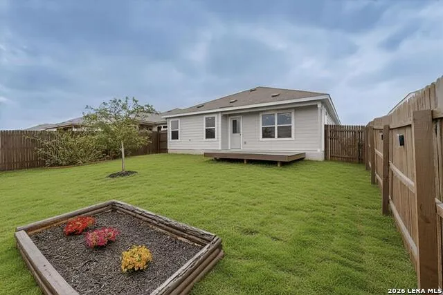 6806 Bale Rdg San Antonio, TX 78252