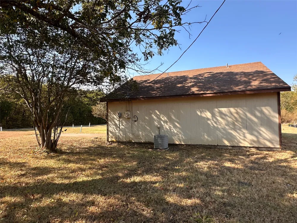 520 Mlk Avenue Wortham, TX 76693