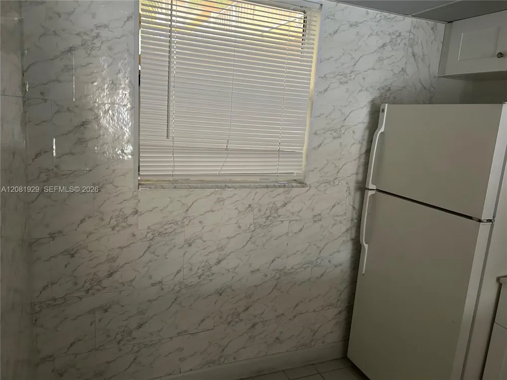 18111 NW 68th Ave #F106 Hialeah, FL 33015