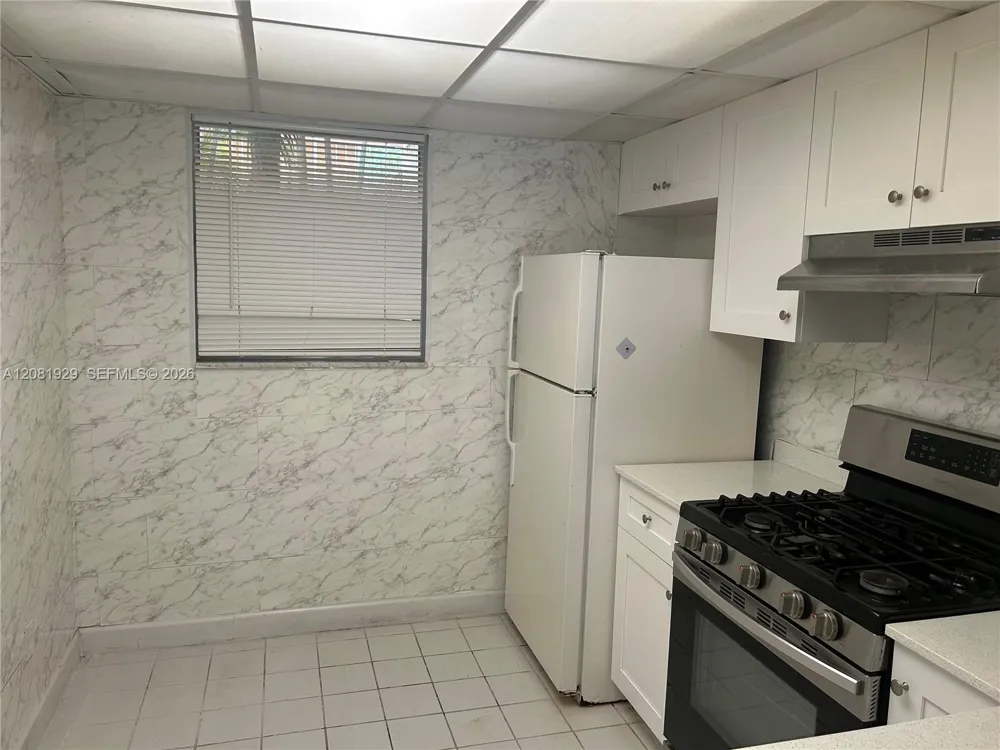 18111 NW 68th Ave #F106 Hialeah, FL 33015