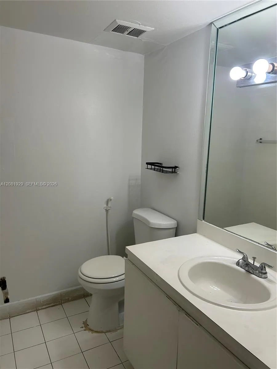 18111 NW 68th Ave #F106 Hialeah, FL 33015